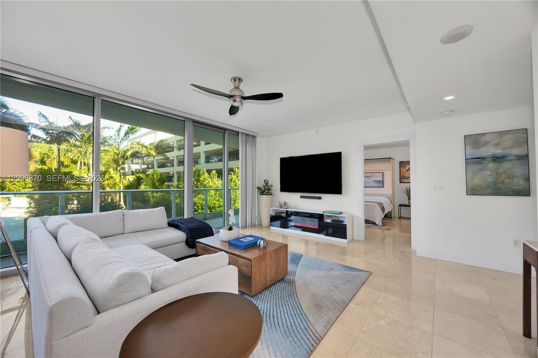 For Rent: $12,995 (2 beds, 2 baths, 1595 Square Feet)