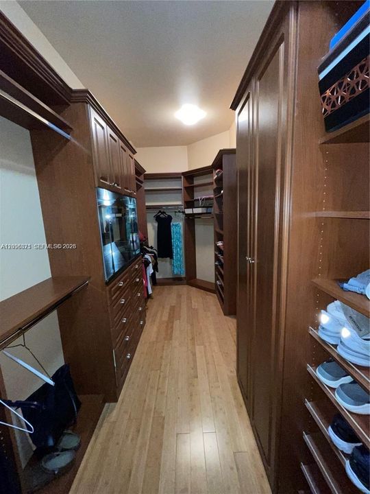 В аренду: $17,000 (3 спален, 4 ванн, 2772 Квадратных фут)