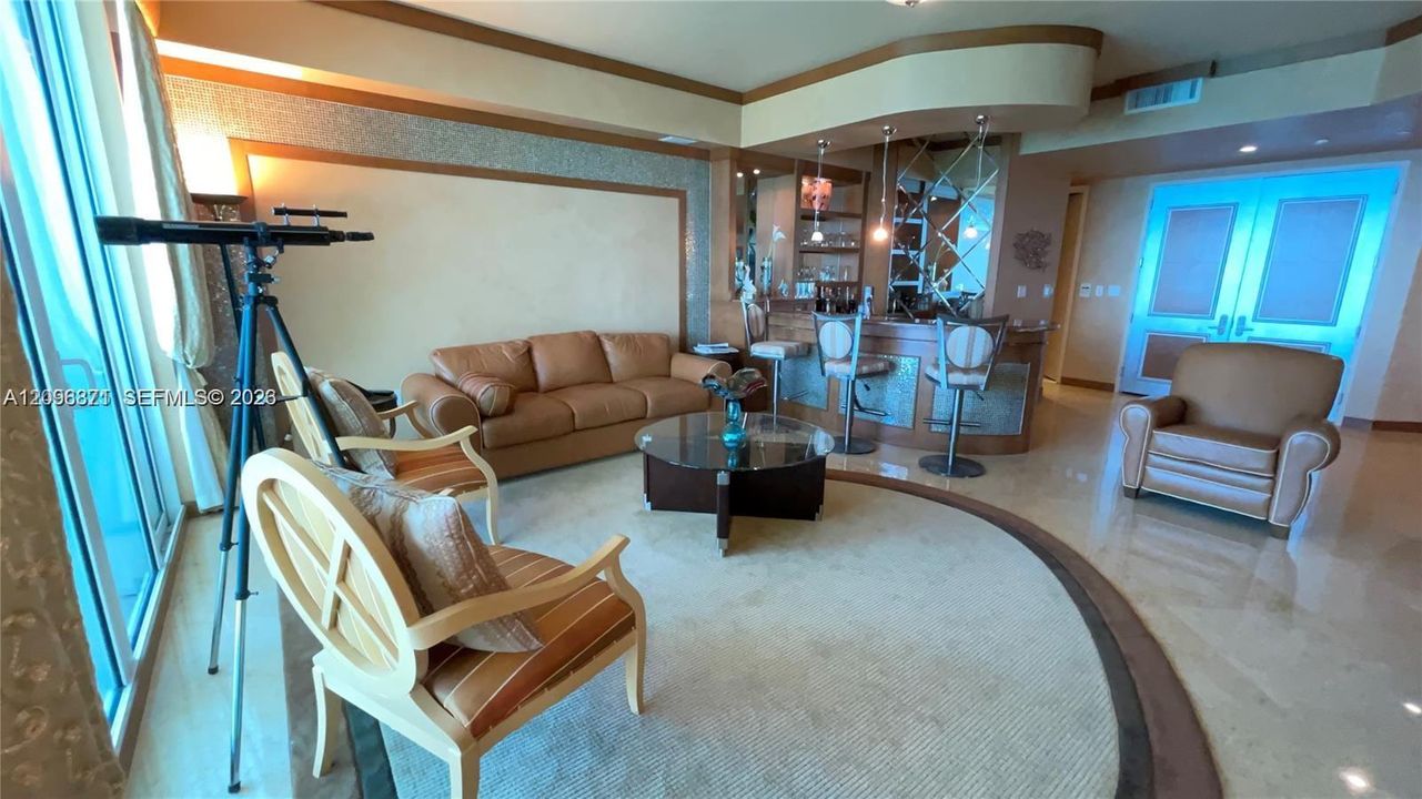 В аренду: $17,000 (3 спален, 4 ванн, 2772 Квадратных фут)