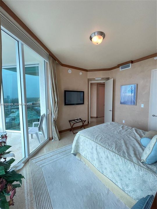 В аренду: $17,000 (3 спален, 4 ванн, 2772 Квадратных фут)