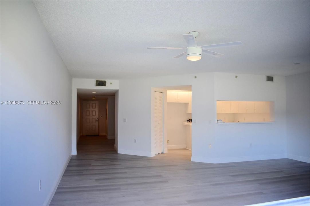 En Venta: $190,000 (1 camas, 1 baños, 1056 Pies cuadrados)