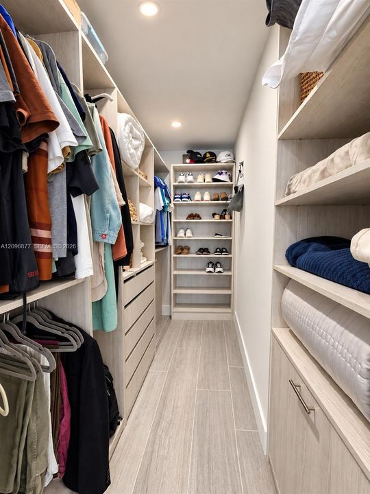 main room walkin closet