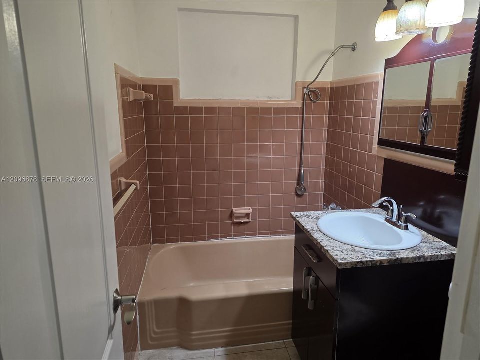 For Sale: $759,000 (5 beds, 4 baths, 2240 Square Feet)