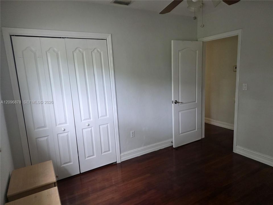For Sale: $759,000 (5 beds, 4 baths, 2240 Square Feet)