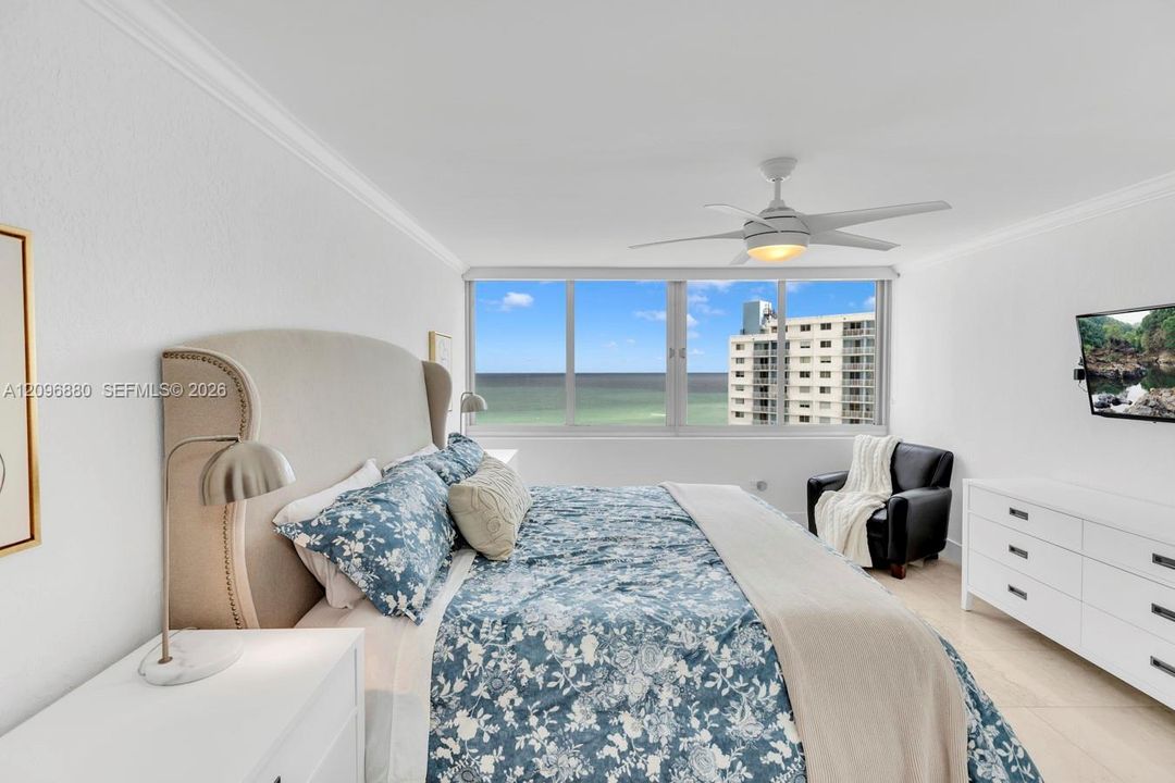 For Sale: $788,000 (2 beds, 2 baths, 1455 Square Feet)
