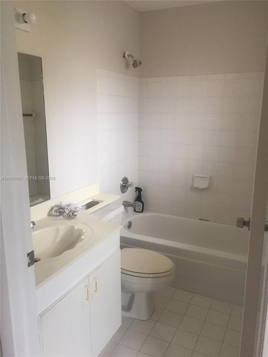 For Sale: $360,000 (2 beds, 2 baths, 1376 Square Feet)