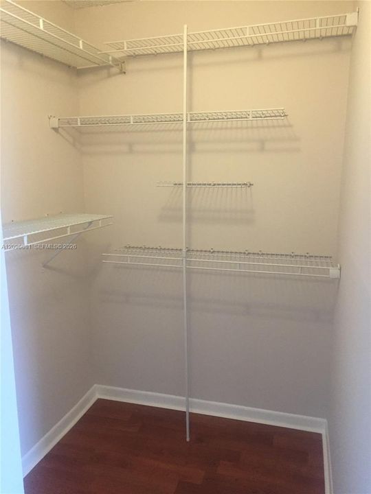 For Sale: $360,000 (2 beds, 2 baths, 1376 Square Feet)
