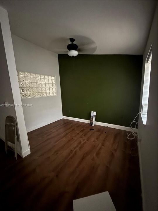 For Sale: $386,000 (2 beds, 2 baths, 2040 Square Feet)