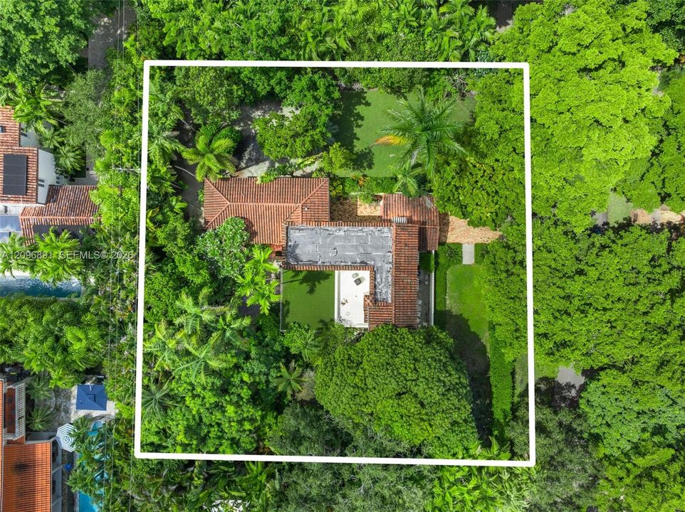 For Sale: $4,200,000 (5 beds, 4 baths, 3386 Square Feet)