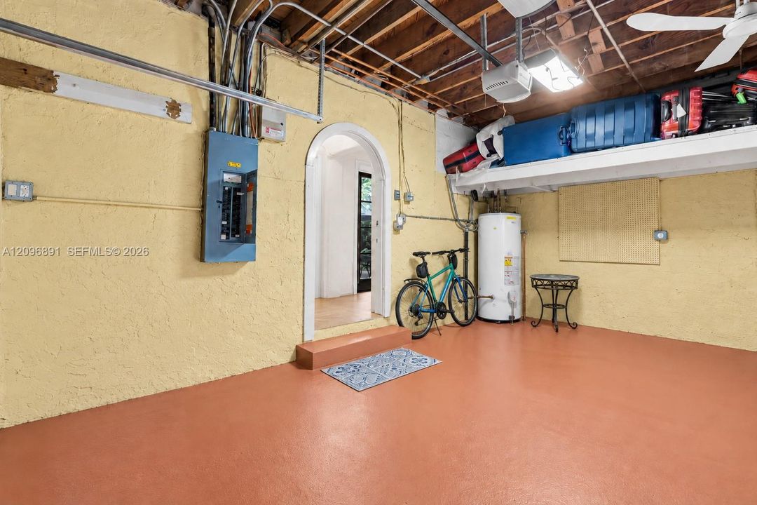 For Sale: $4,200,000 (5 beds, 4 baths, 3386 Square Feet)