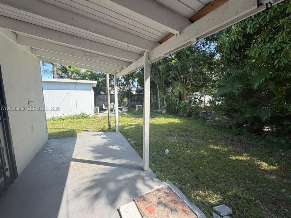 For Rent: $2,800 (2 beds, 1 baths, 1000 Square Feet)
