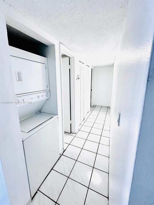For Rent: $2,750 (3 beds, 2 baths, 1300 Square Feet)
