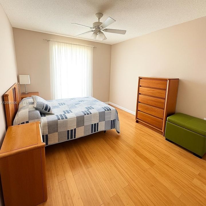 En Venta: $335,000 (3 camas, 2 baños, 1250 Pies cuadrados)