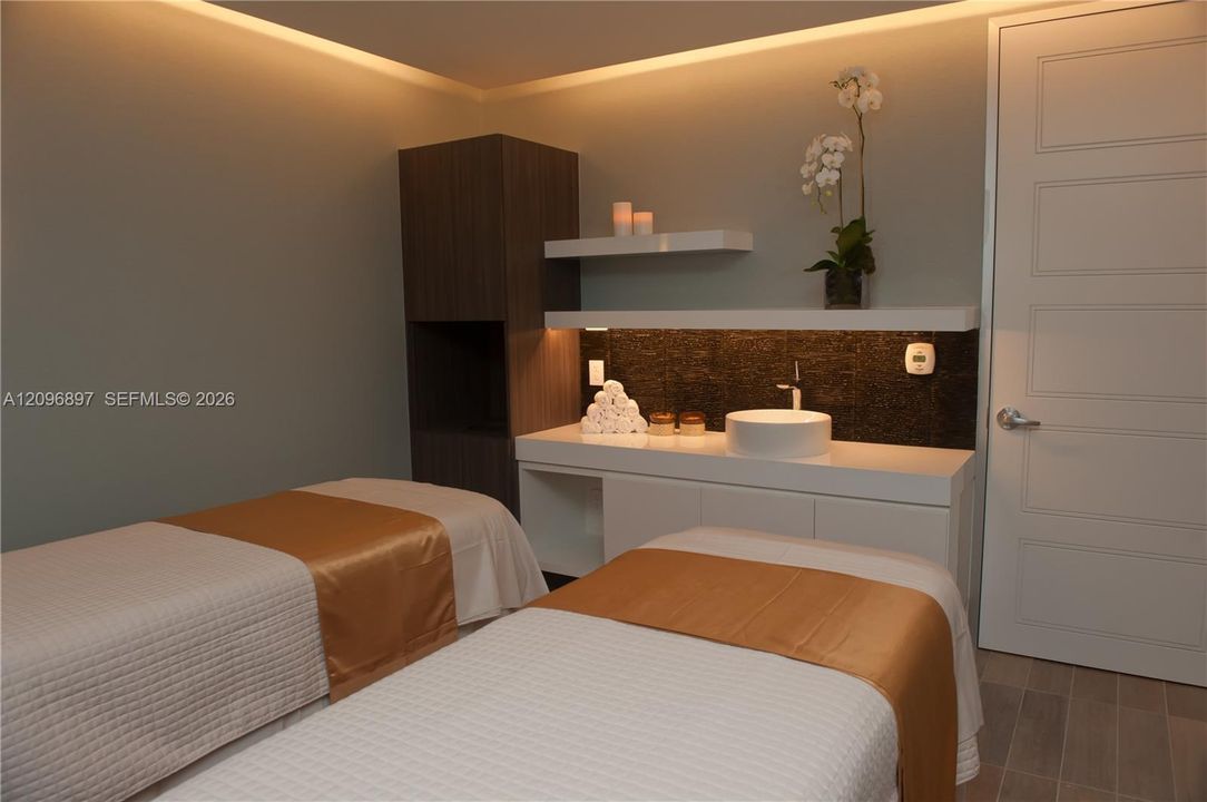 На продажу: $749,999 (1 спален, 1 ванн, 1235 Квадратных фут)