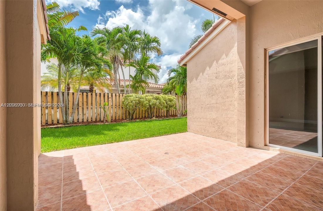 For Rent: $4,800 (3 beds, 2 baths, 2549 Square Feet)