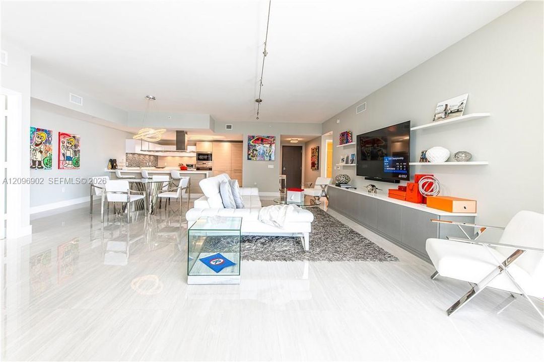 For Rent: $6,200 (2 beds, 2 baths, 1670 Square Feet)
