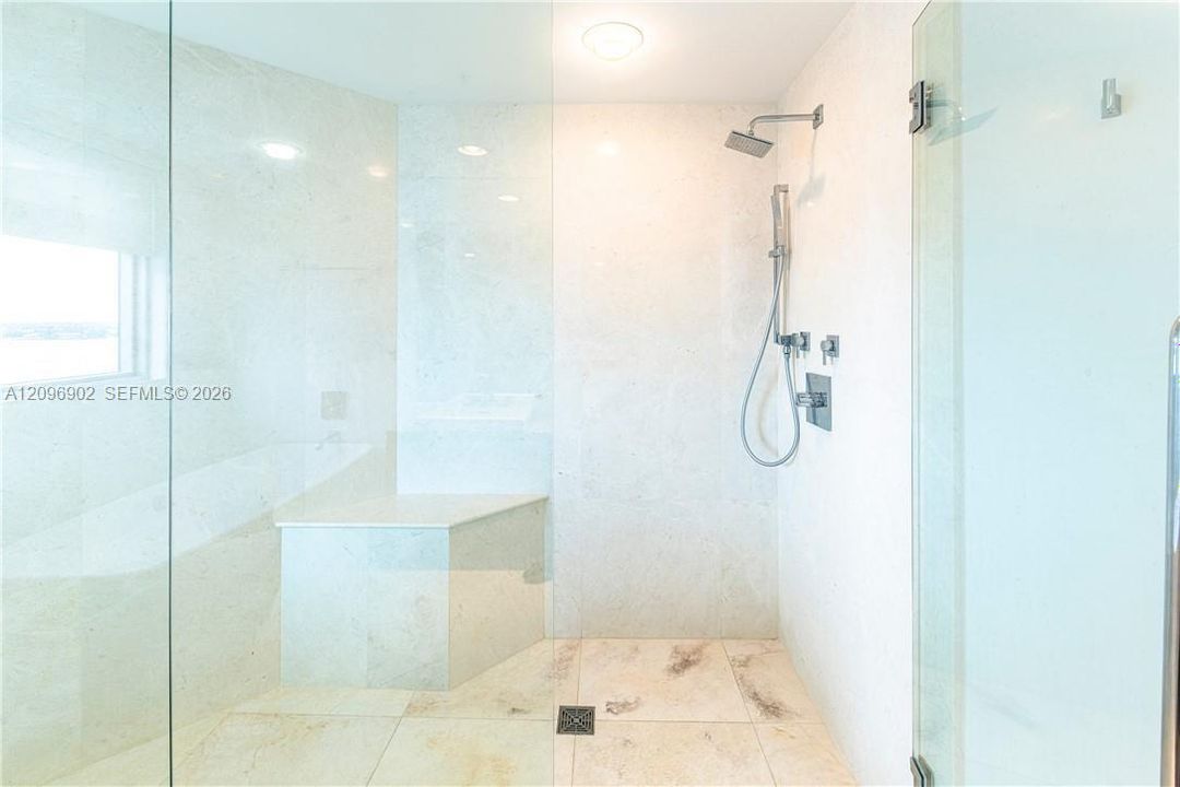 For Rent: $6,200 (2 beds, 2 baths, 1670 Square Feet)