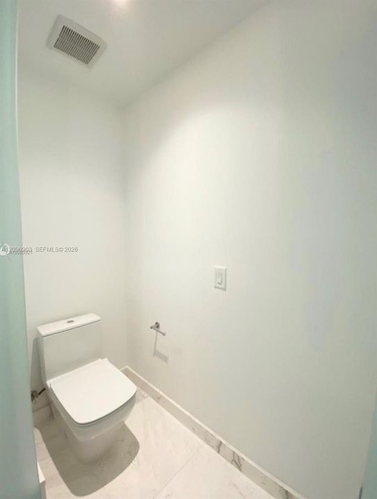 En Renta: $7,950 (2 camas, 3 baños, 1559 Pies cuadrados)