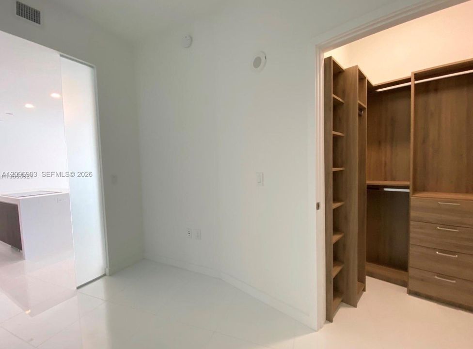 En Renta: $7,950 (2 camas, 3 baños, 1559 Pies cuadrados)