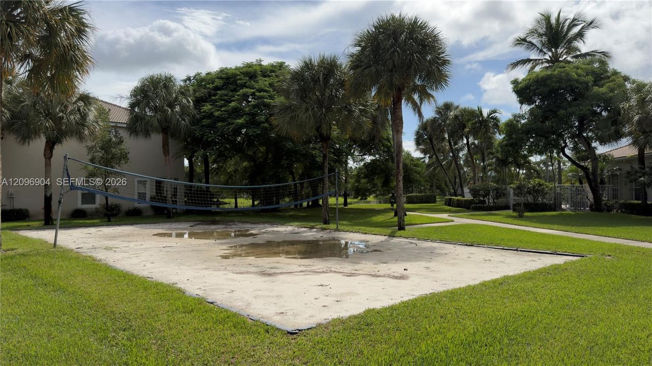 En Venta: $284,999 (2 camas, 2 baños, 1104 Pies cuadrados)