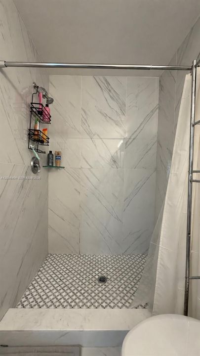 En Venta: $284,999 (2 camas, 2 baños, 1104 Pies cuadrados)