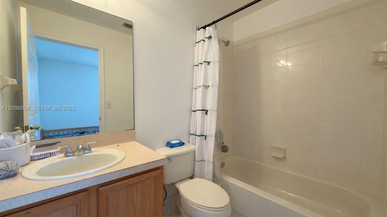En Venta: $284,999 (2 camas, 2 baños, 1104 Pies cuadrados)