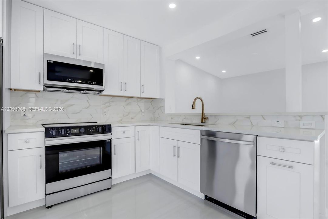 : $880,000 (3 beds, 2 baths, 1464 Square Feet)