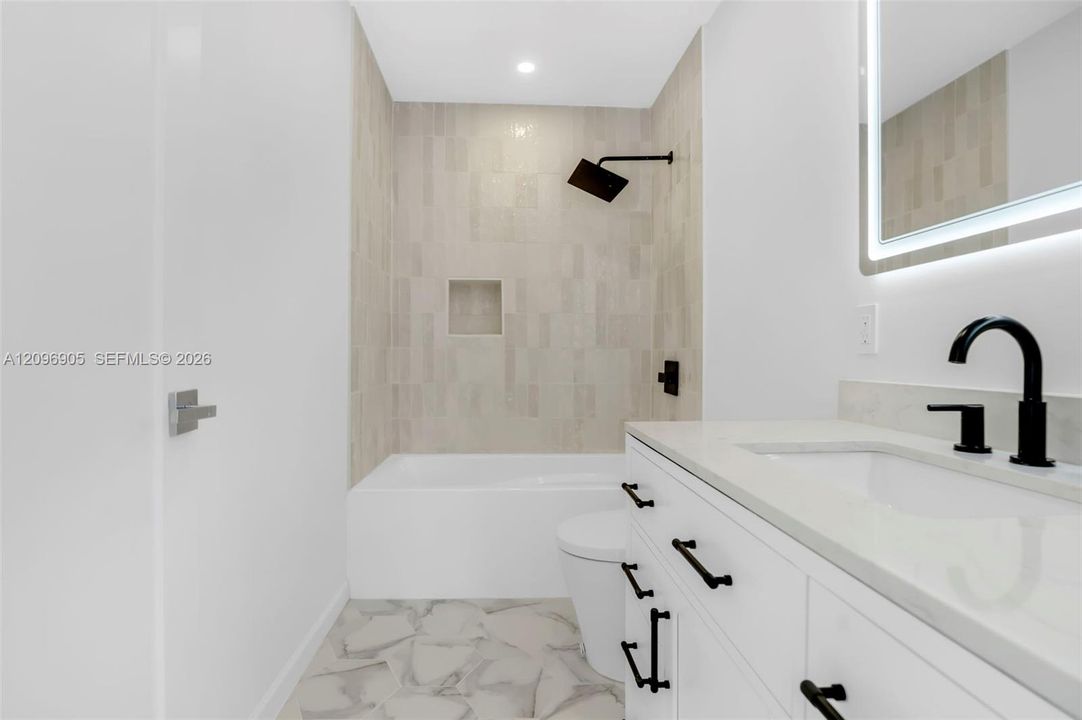 : $880,000 (3 beds, 2 baths, 1464 Square Feet)