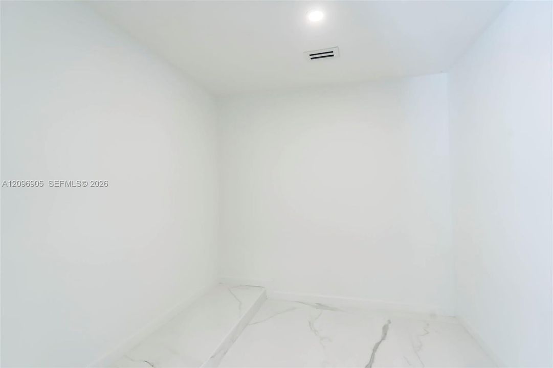 : $880,000 (3 beds, 2 baths, 1464 Square Feet)