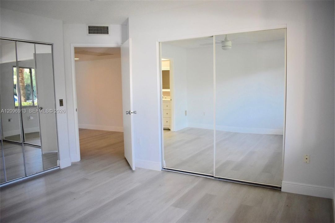 В аренду: $1,980 (1 спален, 1 ванн, 1056 Квадратных фут)