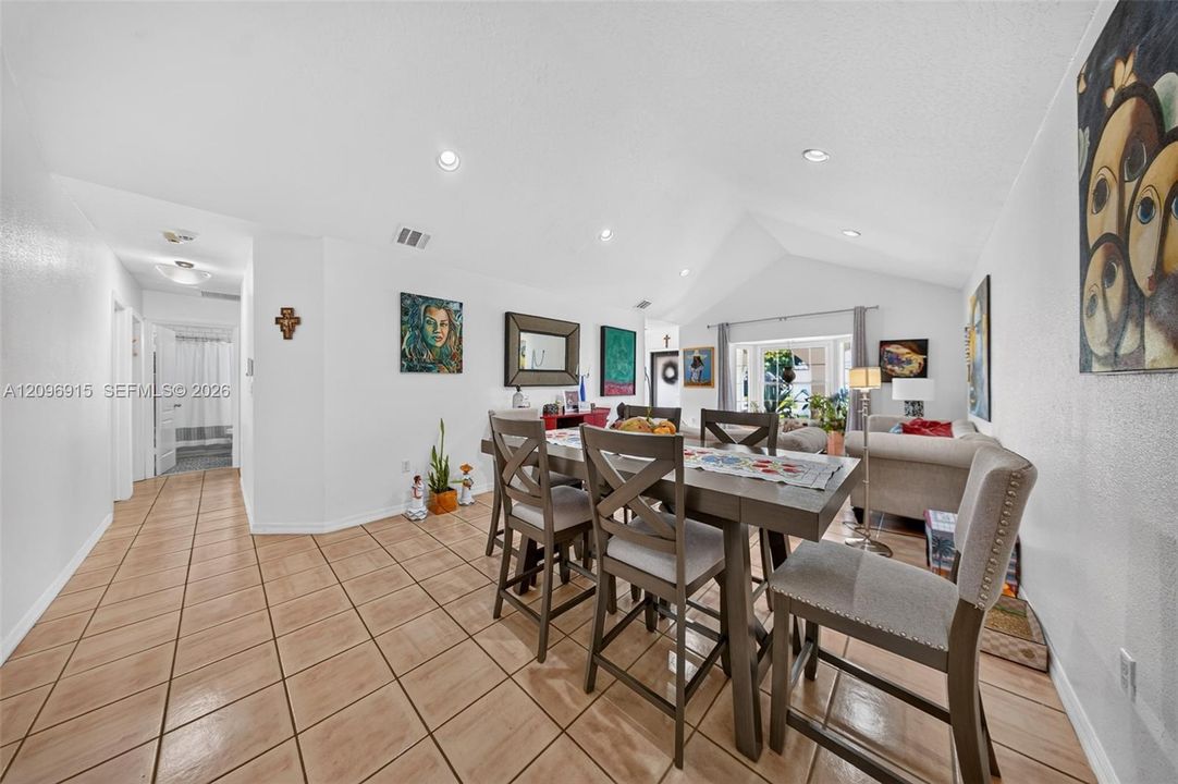 For Sale: $680,000 (3 beds, 2 baths, 1574 Square Feet)