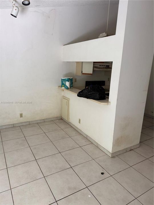 En Venta: $160,000 (1 camas, 1 baños, 862 Pies cuadrados)