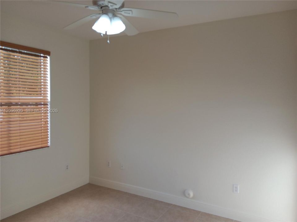 For Sale: $725,000 (4 beds, 2 baths, 1797 Square Feet)