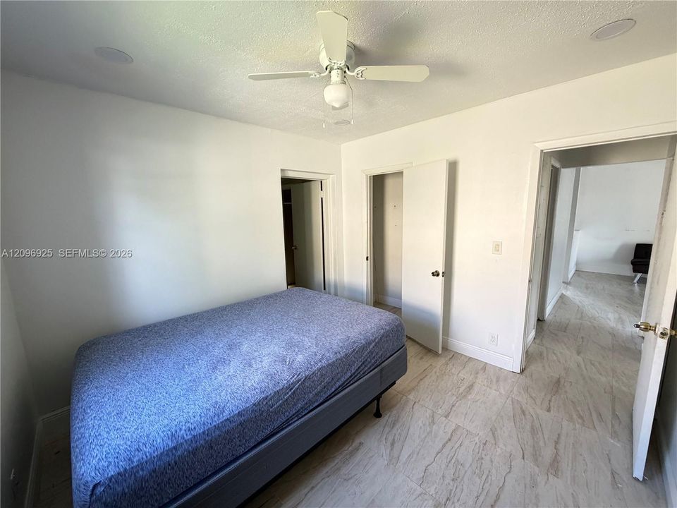 For Rent: $2,500 (2 beds, 2 baths, 980 Square Feet)