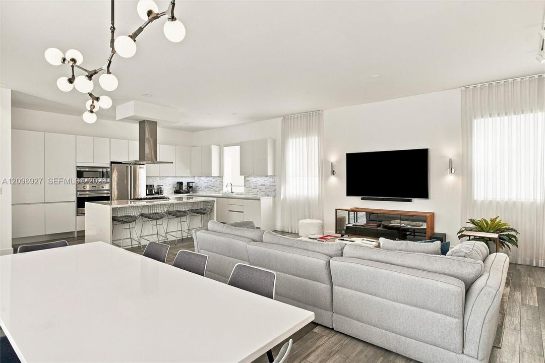 For Sale: $1,740,000 (5 beds, 5 baths, 3624 Square Feet)