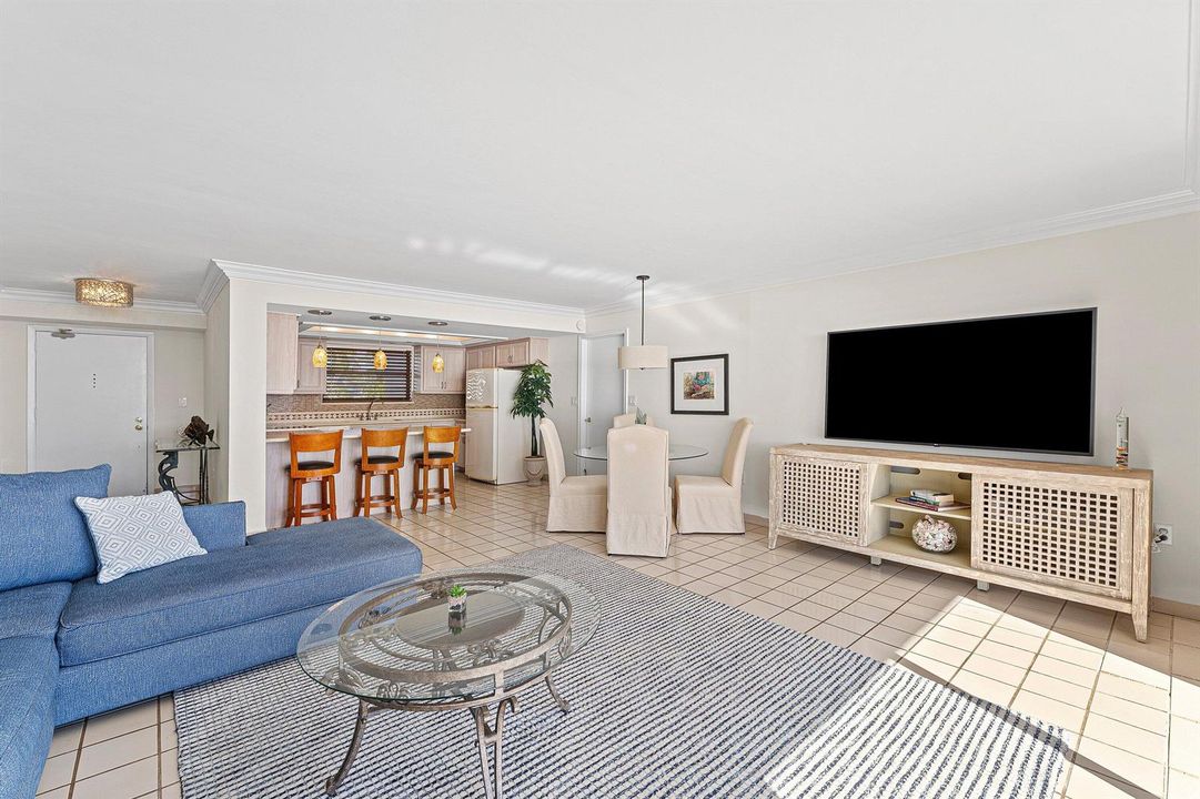 007-3951NorthOceanBoulevard-302-DelrayBe