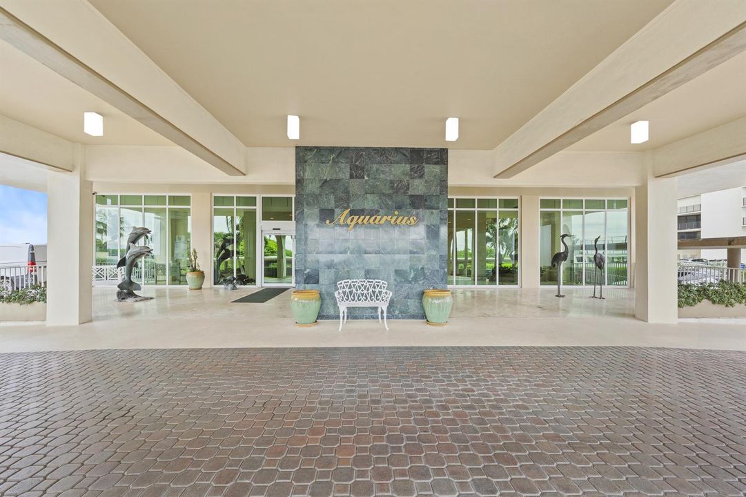 35_singer island + aquarius - entrance 0