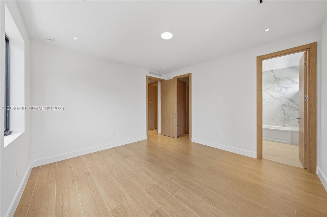 For Rent: $13,500 (4 beds, 4 baths, 0 Square Feet)