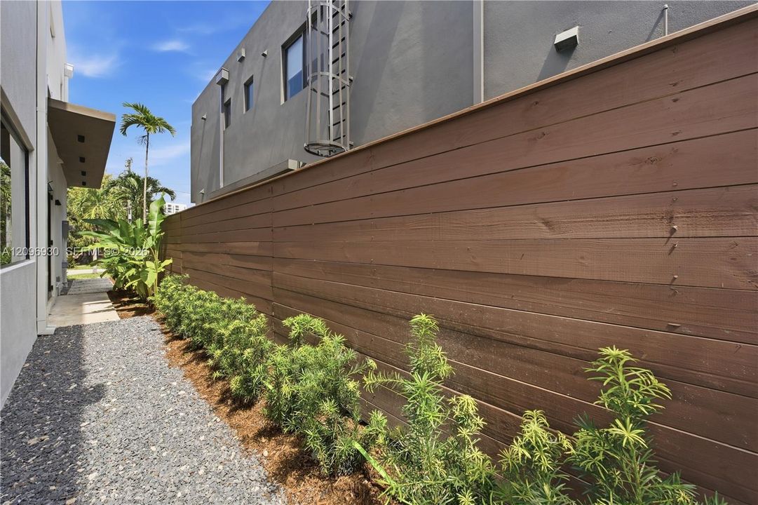 For Rent: $13,500 (4 beds, 4 baths, 0 Square Feet)