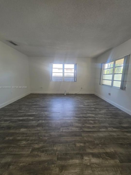 En Renta: $3,900 (3 camas, 2 baños, 1653 Pies cuadrados)