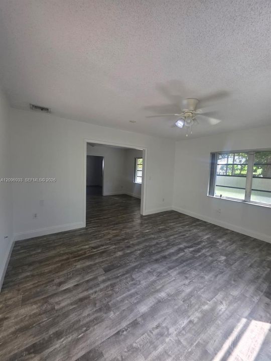 En Renta: $3,900 (3 camas, 2 baños, 1653 Pies cuadrados)