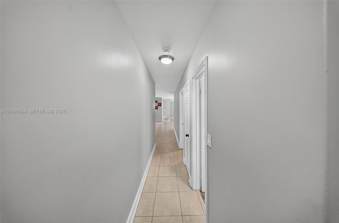 For Sale: $779,900 (4 beds, 2 baths, 1933 Square Feet)