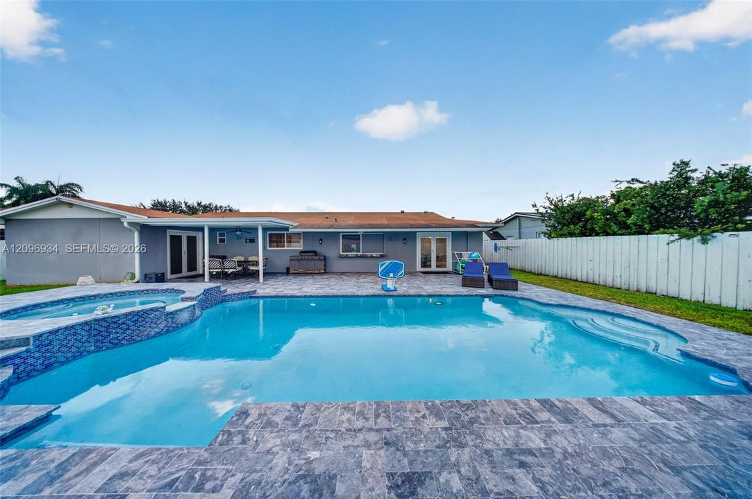 For Sale: $779,900 (4 beds, 2 baths, 1933 Square Feet)