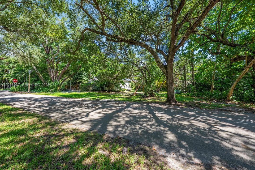 For Sale: $2,450,000 (0.16 acres)