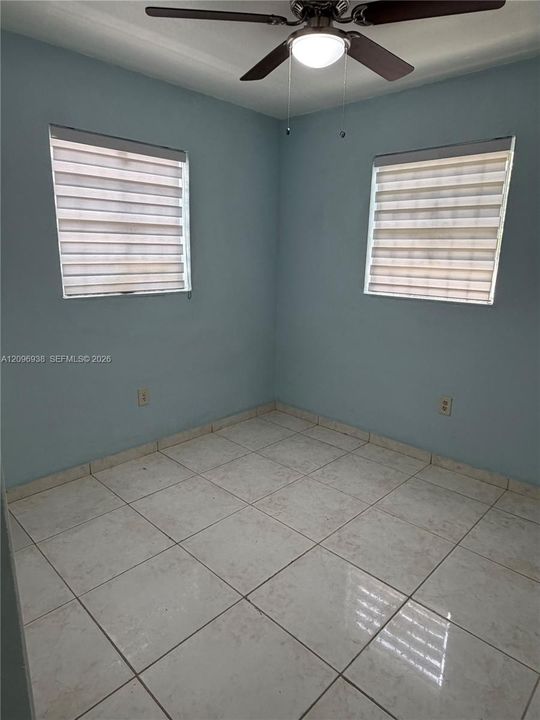 En Renta: $3,500 (4 camas, 2 baños, 1944 Pies cuadrados)