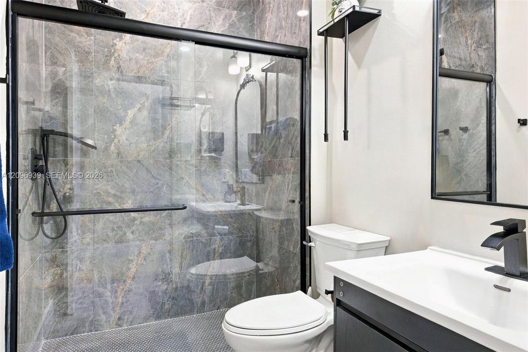 For Sale: $1,200,000 (6 beds, 4 baths, 3170 Square Feet)