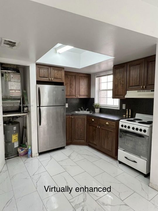 В аренду: $1,850 (2 спален, 1 ванн, 590 Квадратных фут)