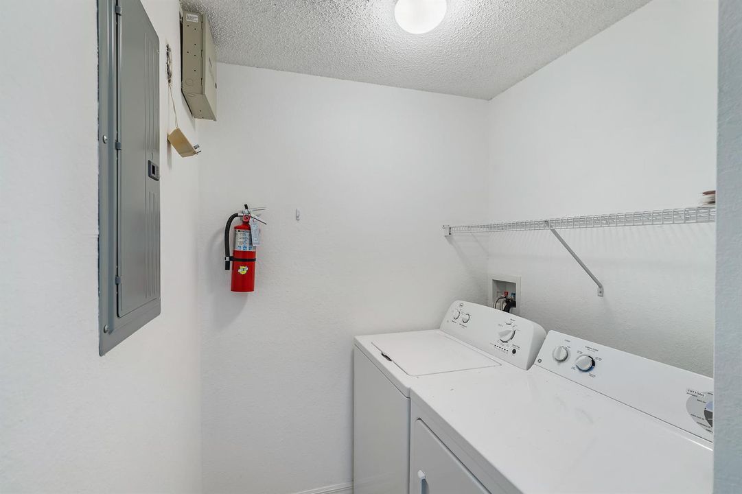 015-3022AlcazarPl305-PalmBeachGardens-FL