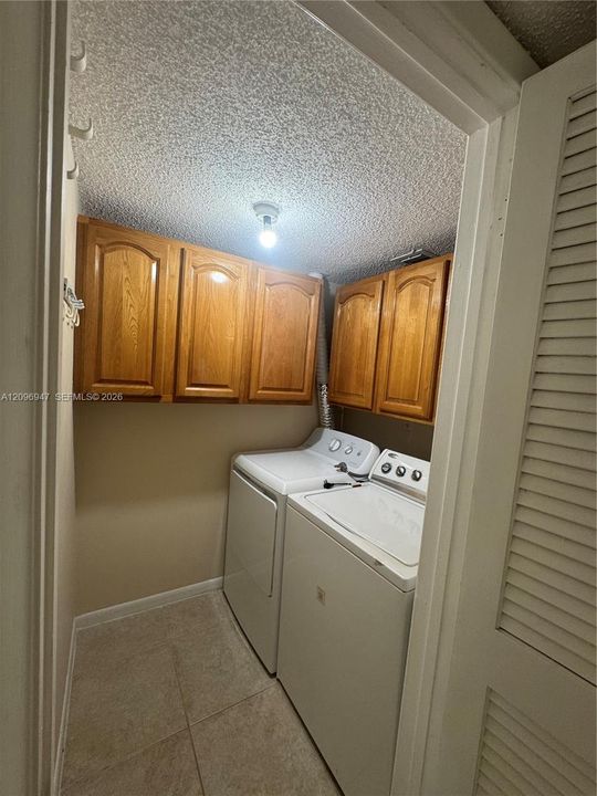 For Rent: $2,450 (2 beds, 2 baths, 1205 Square Feet)
