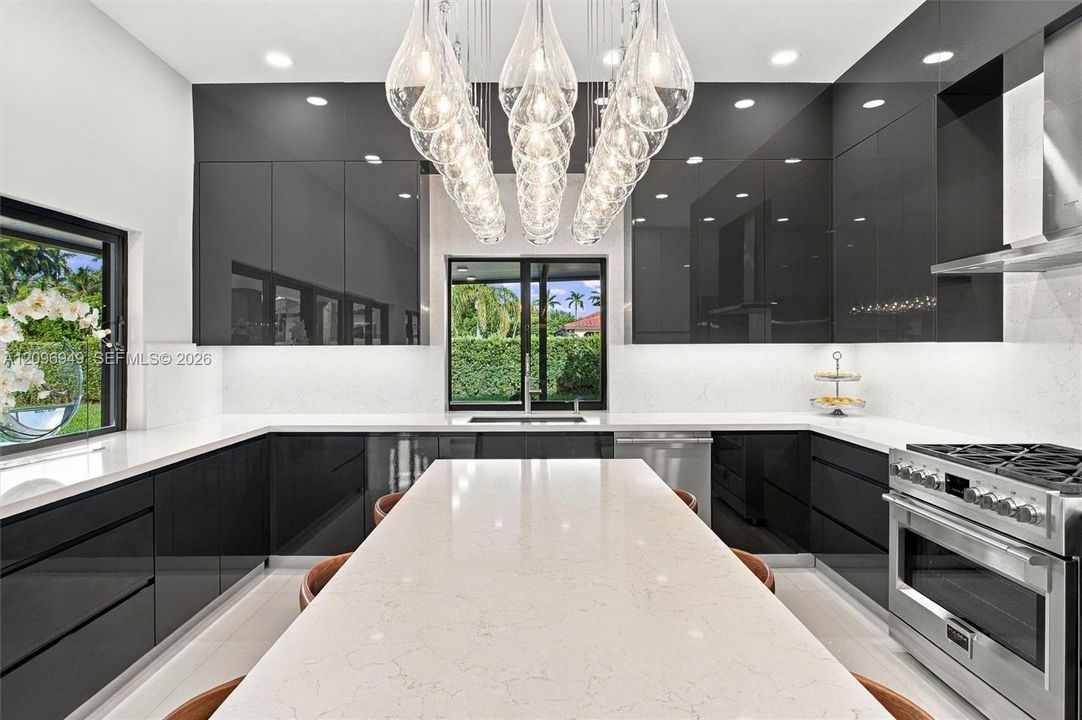 For Sale: $3,400,000 (4 beds, 4 baths, 3332 Square Feet)